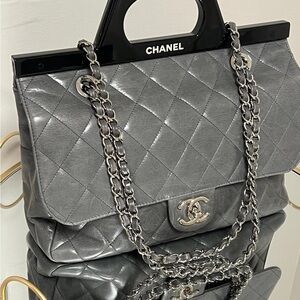 Authentic Chanel CC delivery Gray Quilted Women's Bag